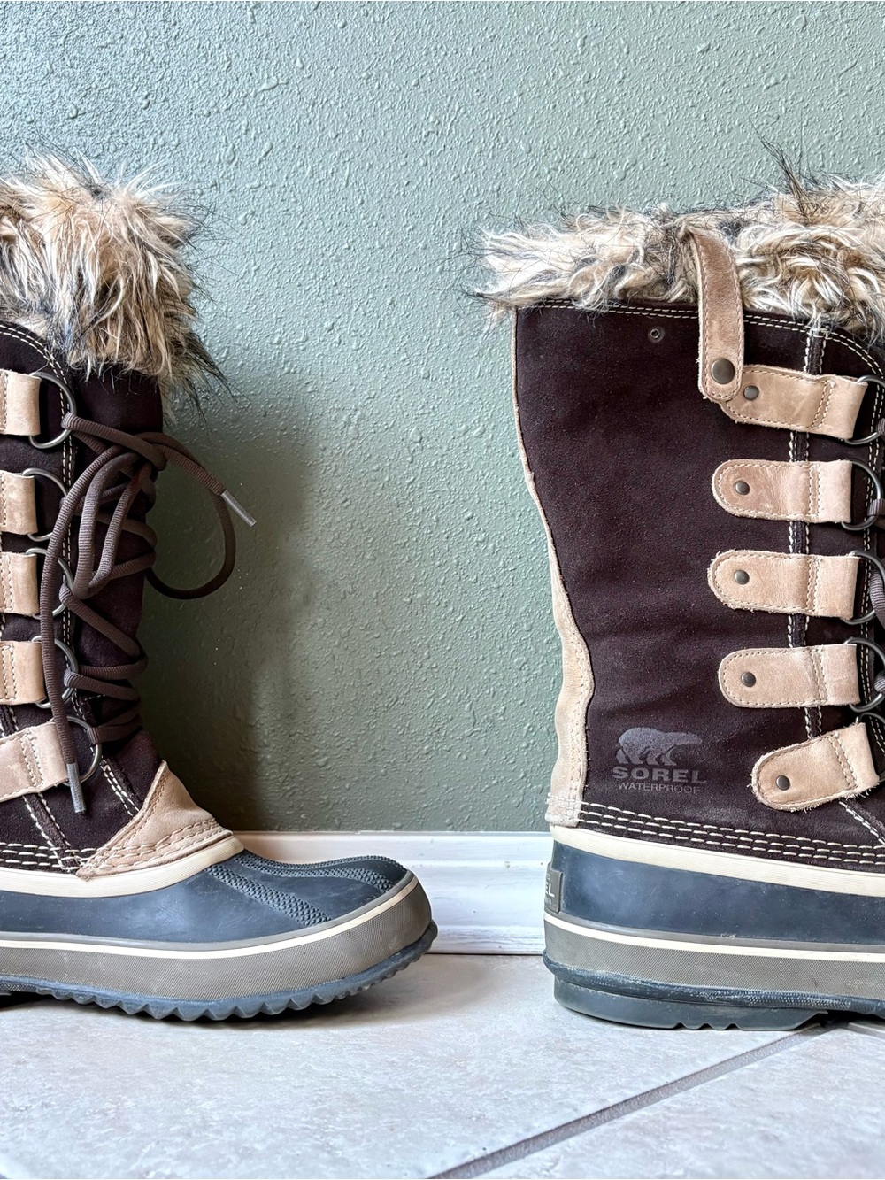 Sorel Brown Joan of Arc Faux-Fur Winter Boot